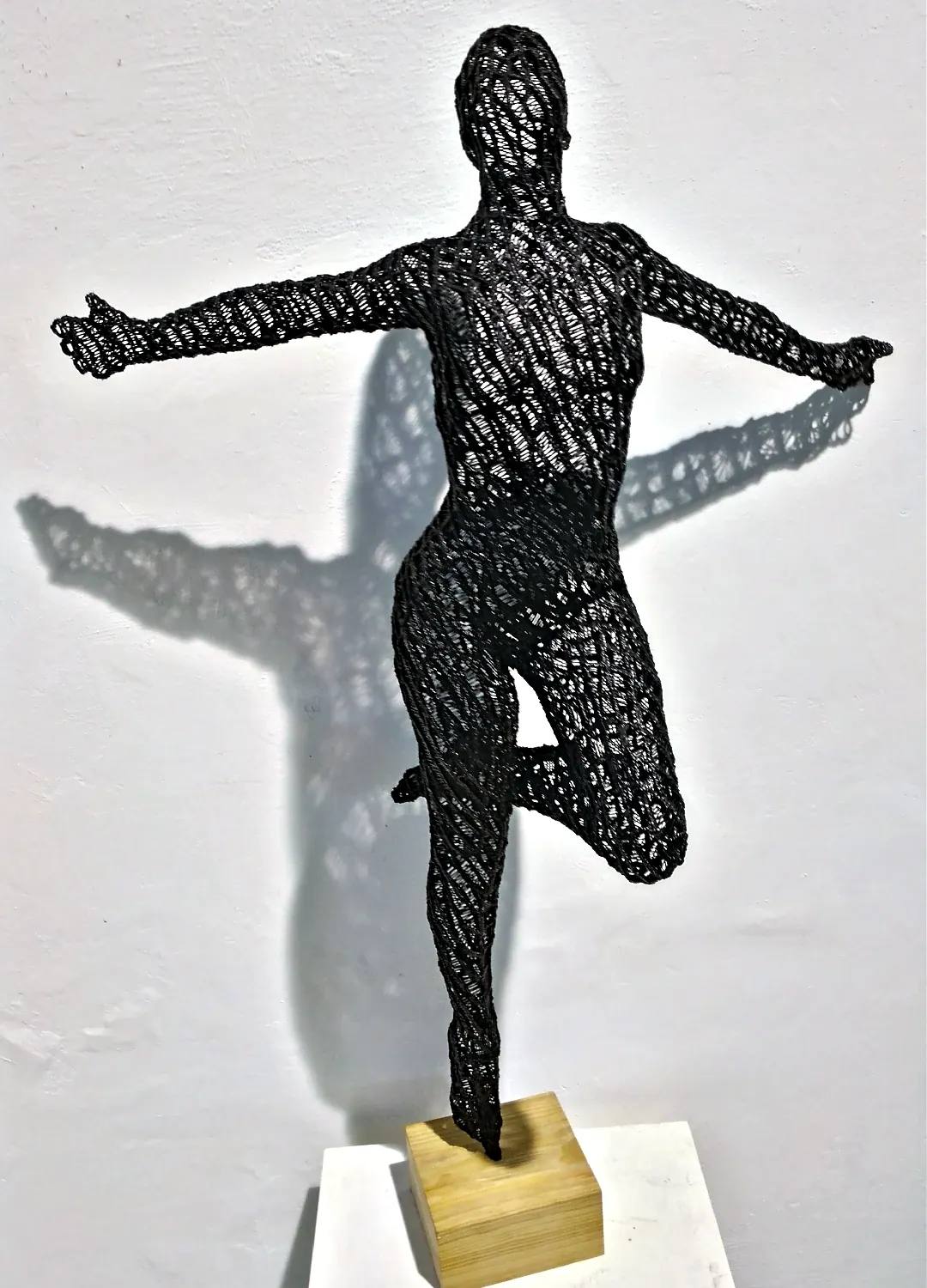 Ballerina II (shadow)