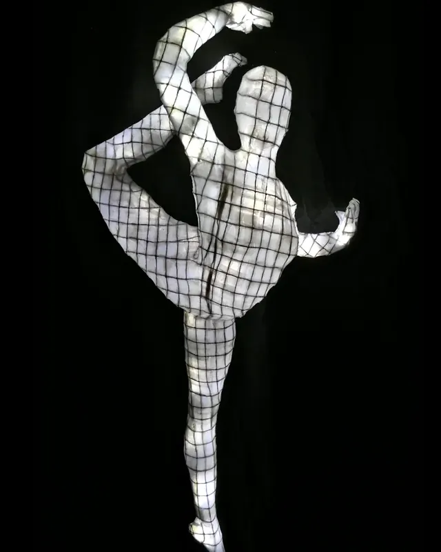 Ballerina IV