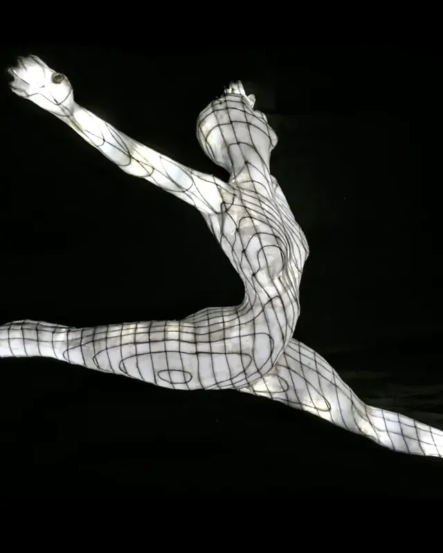 Ballerina V