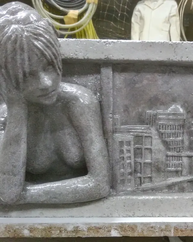 Metropolis, or Between Two Worlds